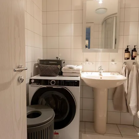 Victoria's - Luxurious Penthouse *