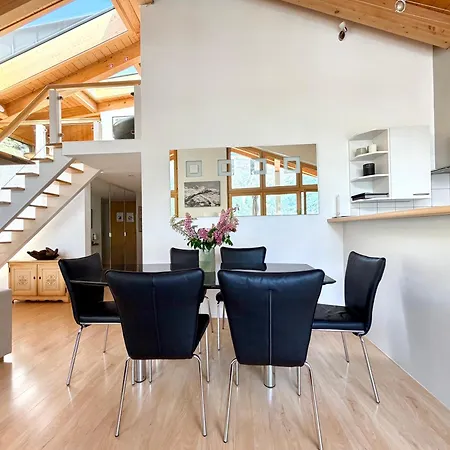 Victoria's - Luxurious Penthouse Apartment *